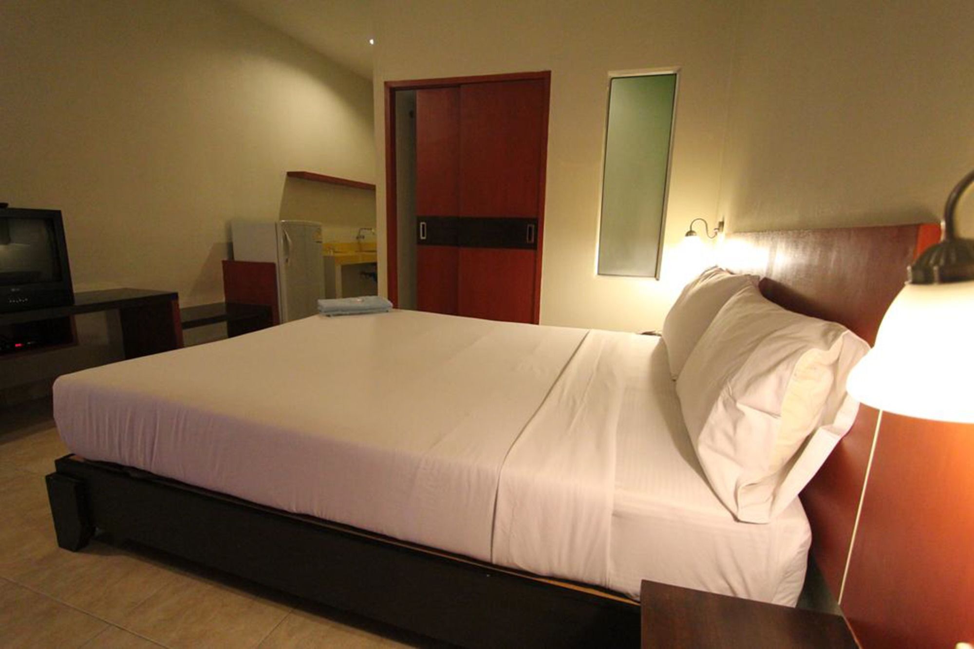 Paradise Resort Ban Nong Pla Lai Eksteriør bilde