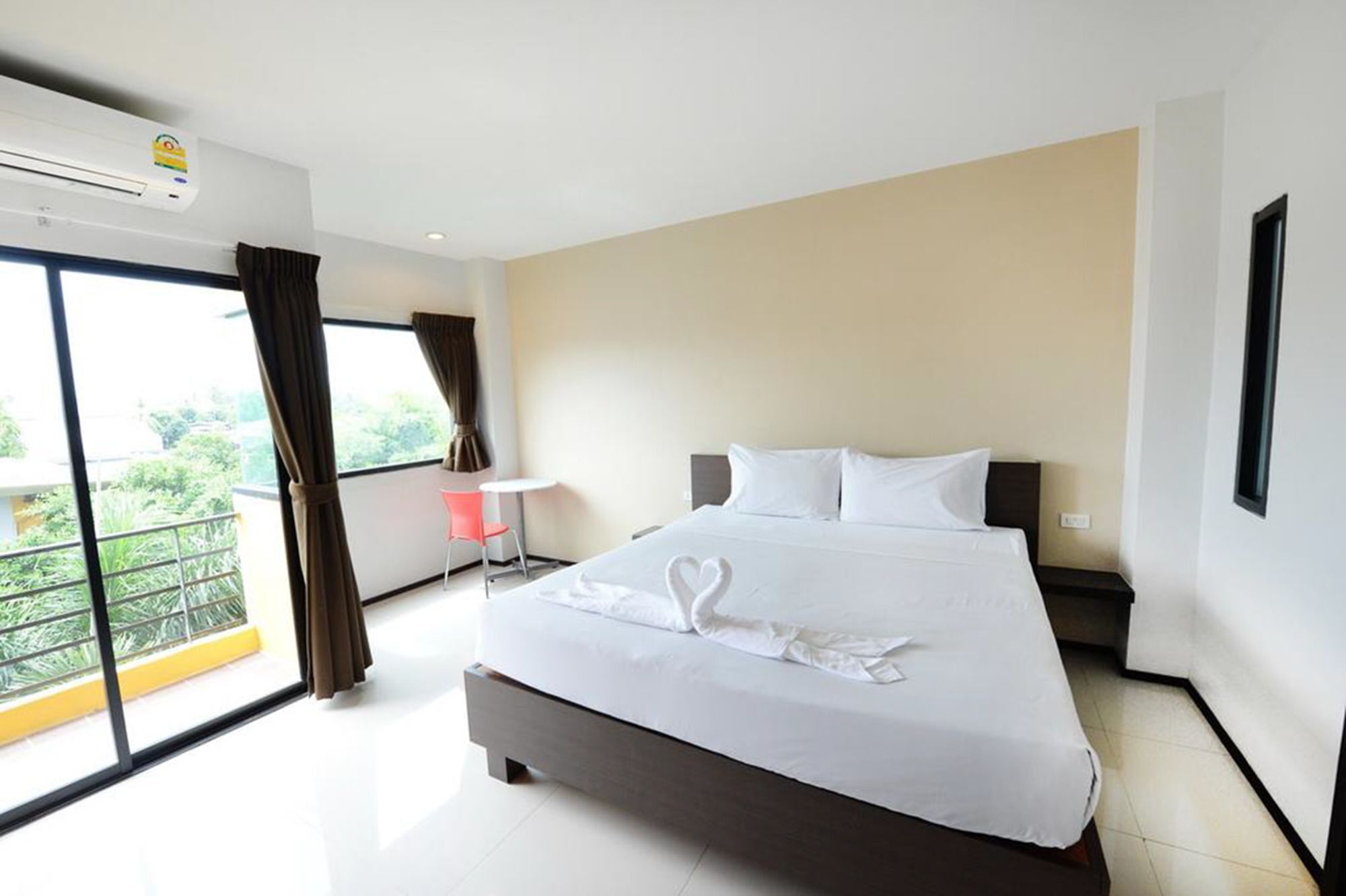 Paradise Resort Ban Nong Pla Lai Eksteriør bilde